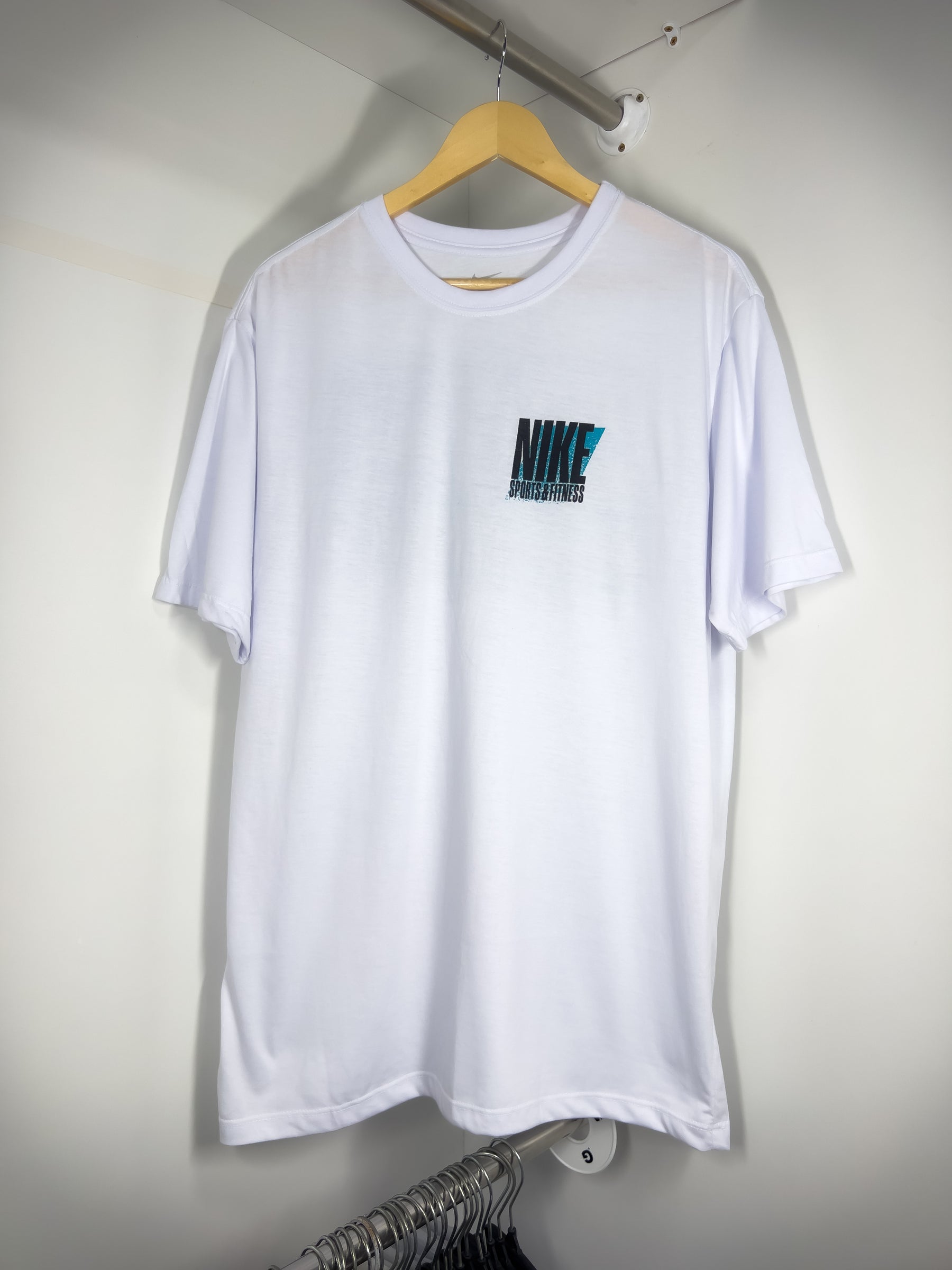 Camiseta Nike Sports & Fitness