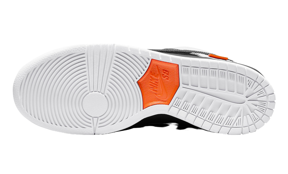 TIGHTBOOTH x Nike SB Dunk Low