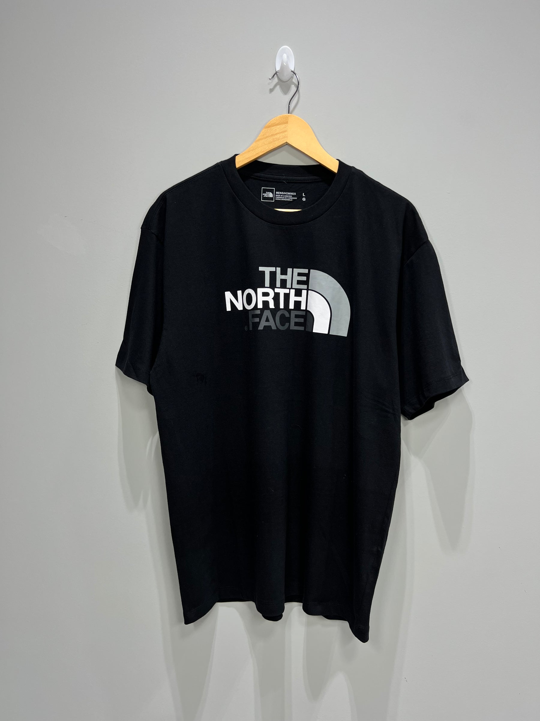 Camiseta The North Face - “Foundation Graphic Tee”