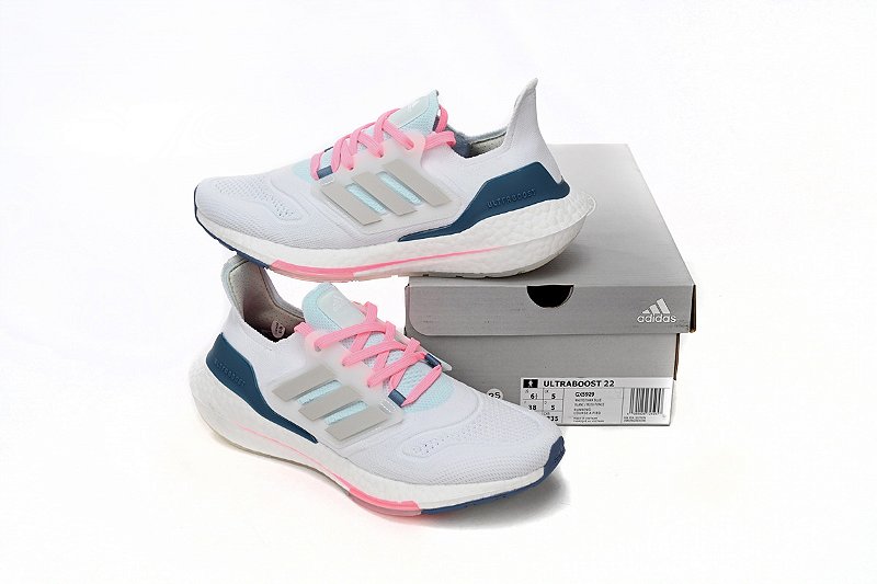 Adidas Ultraboost 22 White Almost Blue