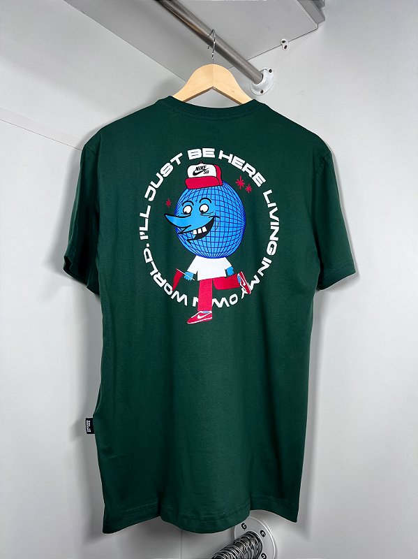 Camiseta Nike Worldwide