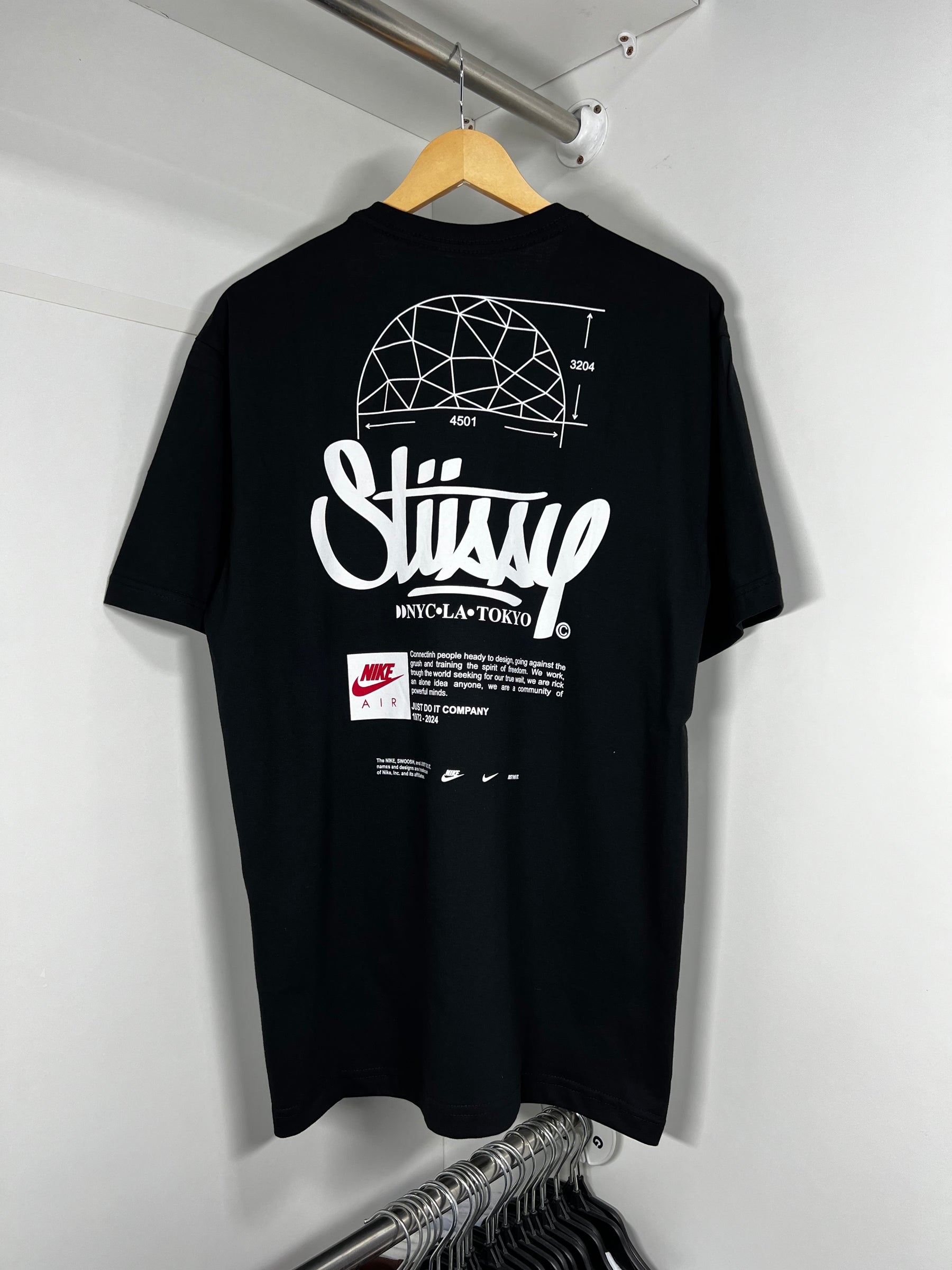 Camiseta Nike x Stüssy