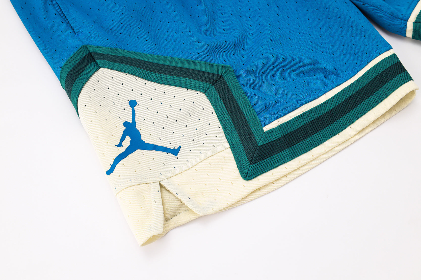 Short Jordan Diamond
