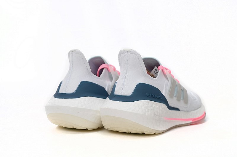 Adidas Ultraboost 22 White Almost Blue