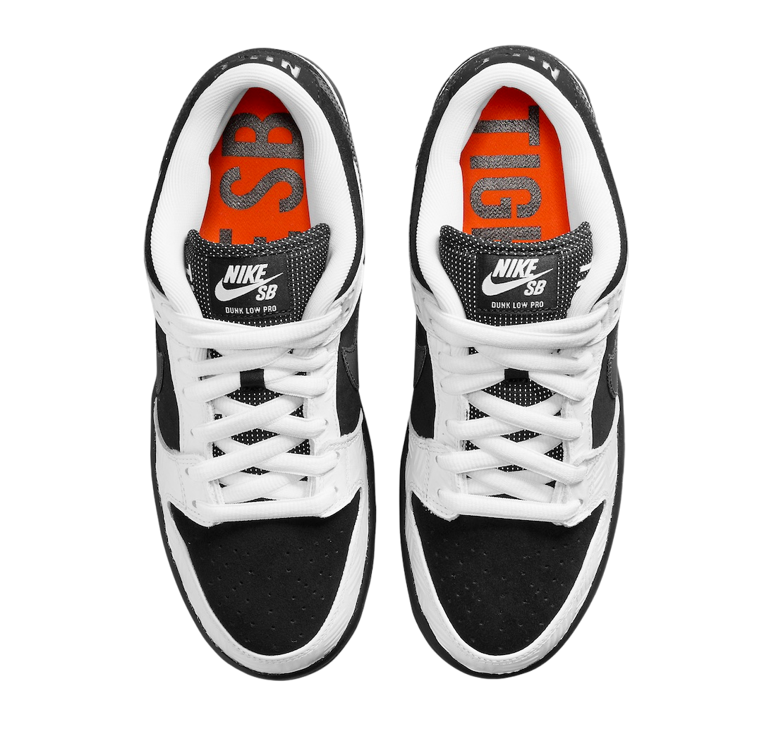 TIGHTBOOTH x Nike SB Dunk Low