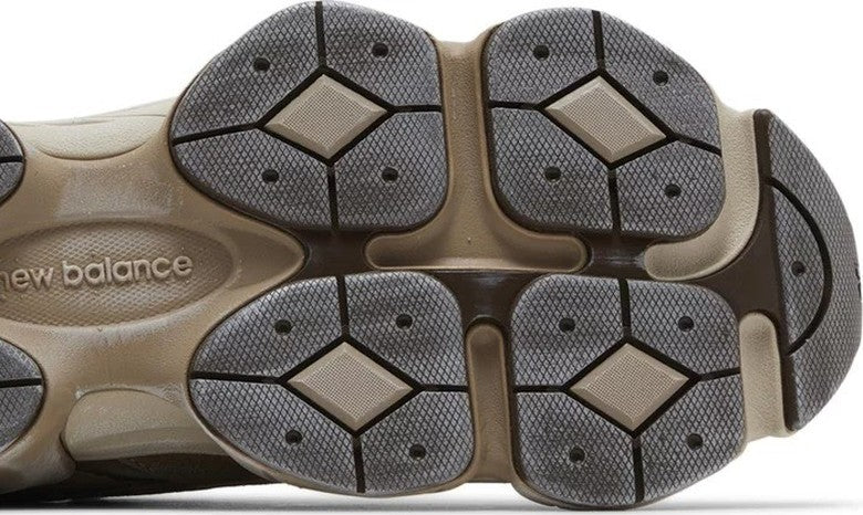 New Balance 9060 Mushroom