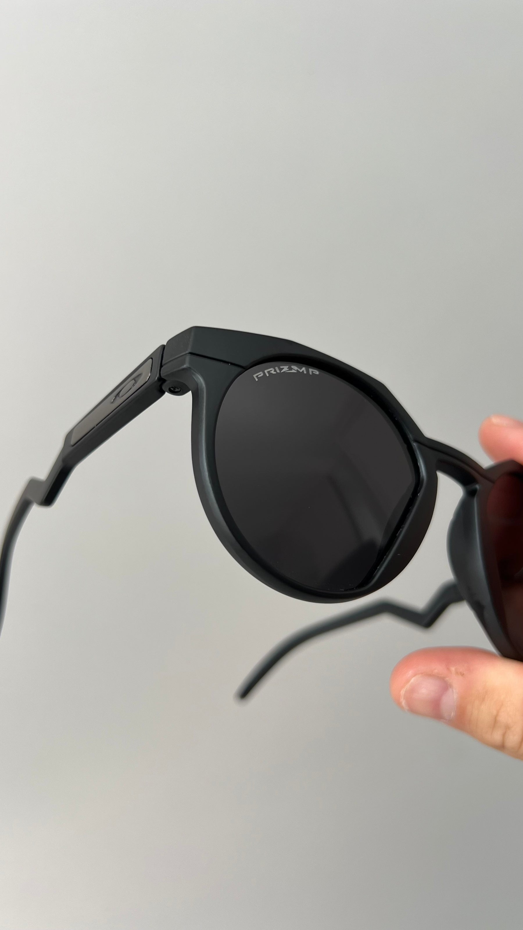 Oakley HSTN Prizm™ Grey Matte Black