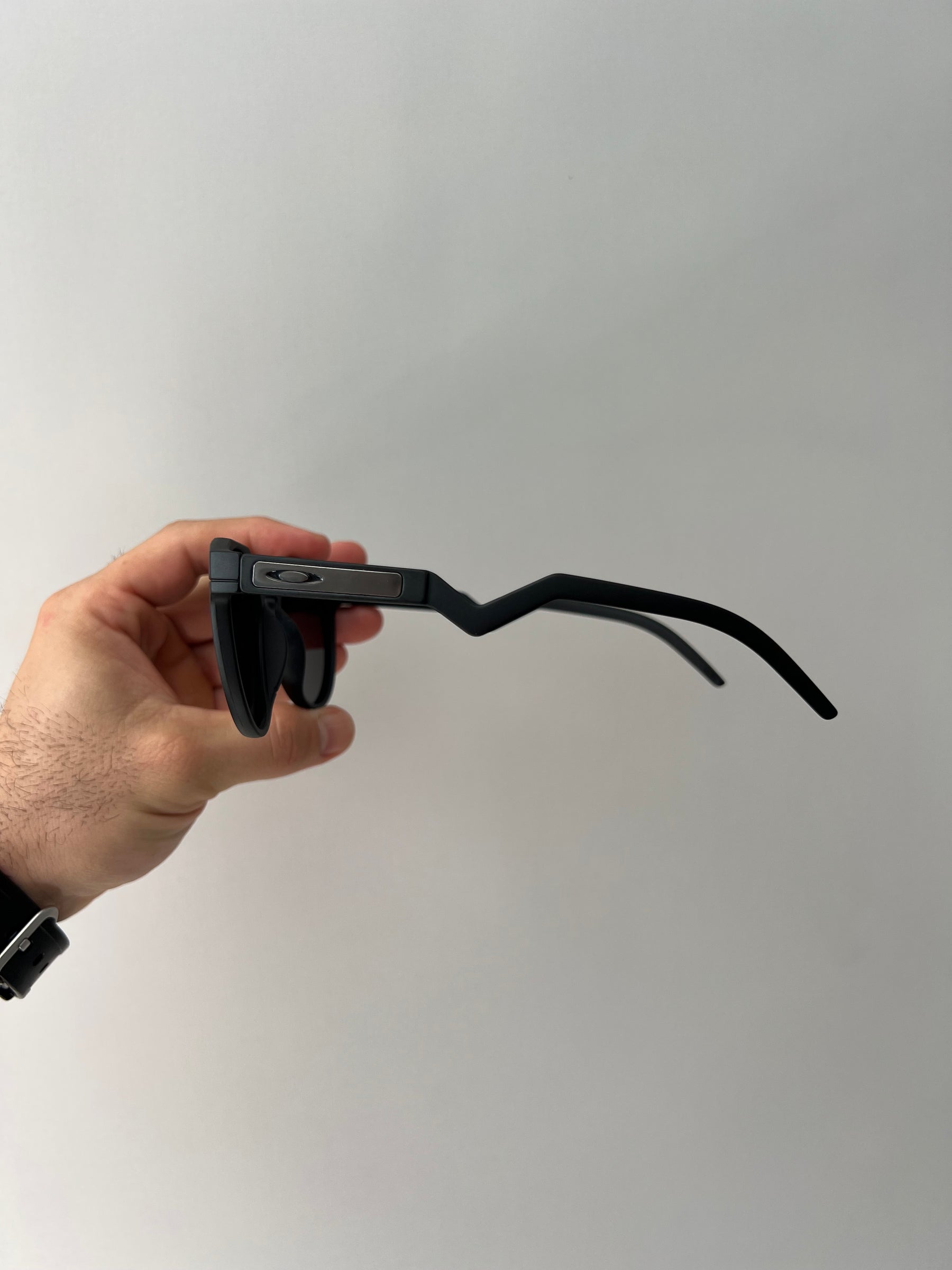 Oakley HSTN Prizm™ Grey Matte Black