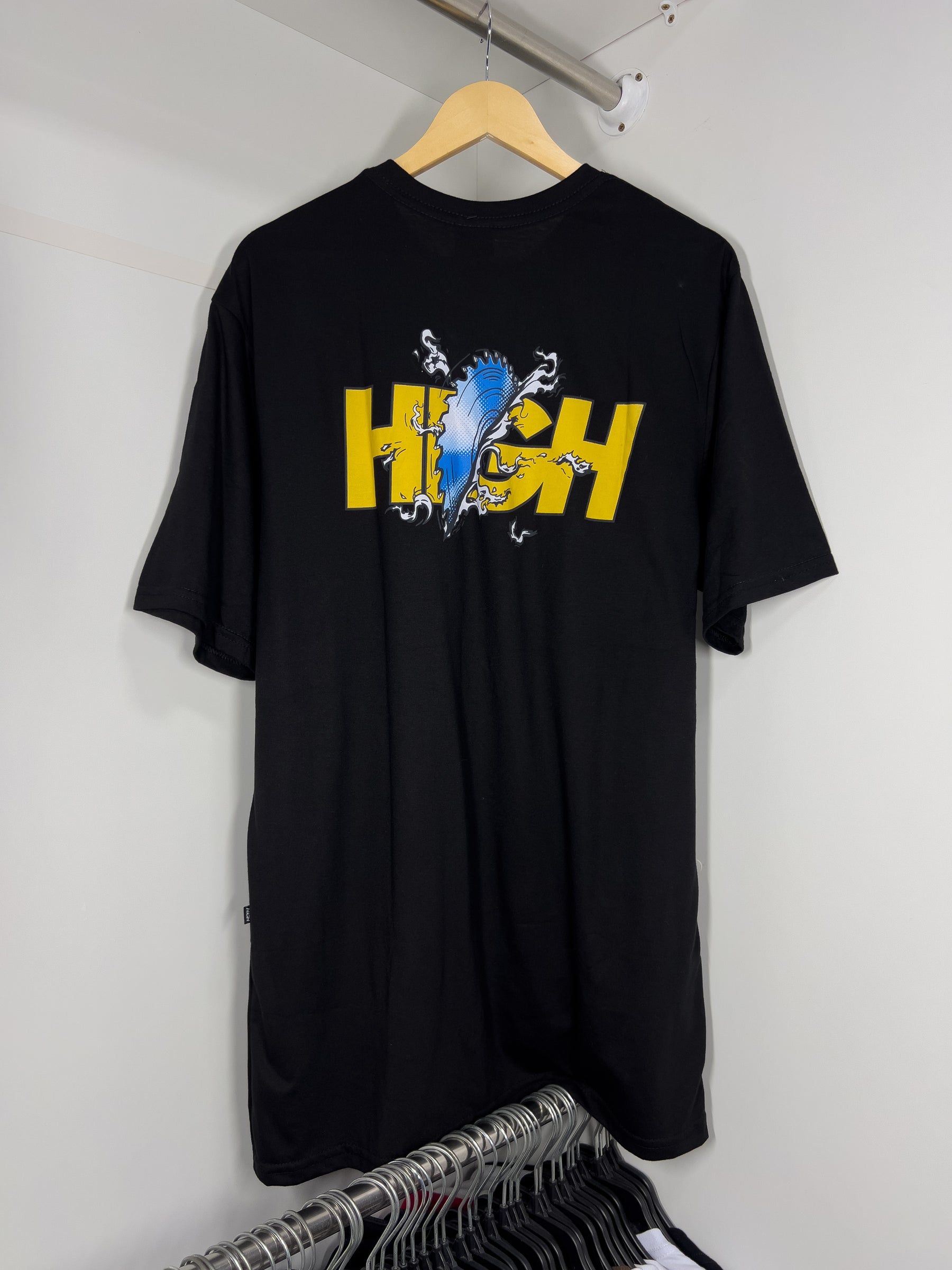 Camiseta High