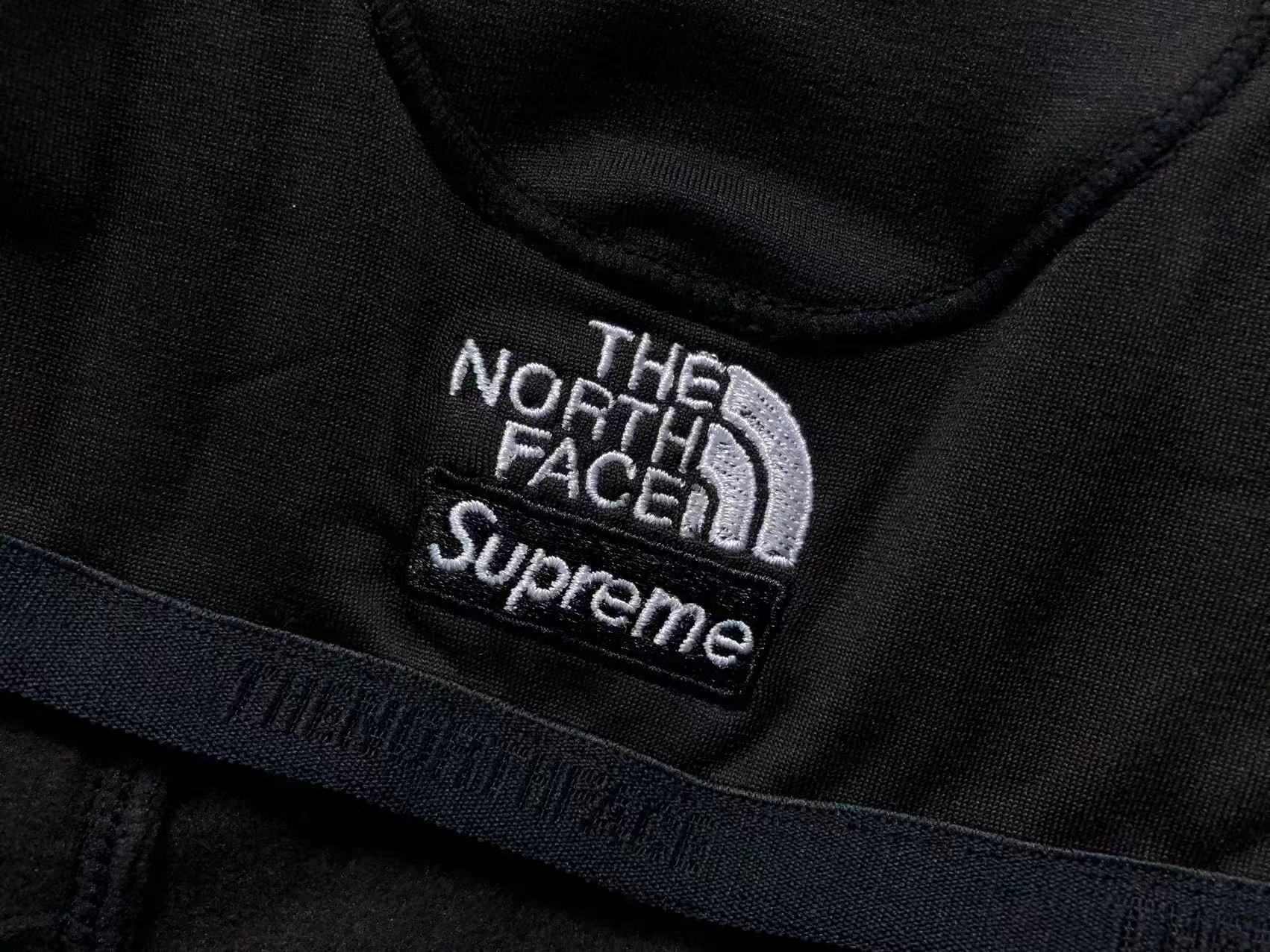 BALACLAVA SUPREME X THE NORTH FACE RTG PRETA