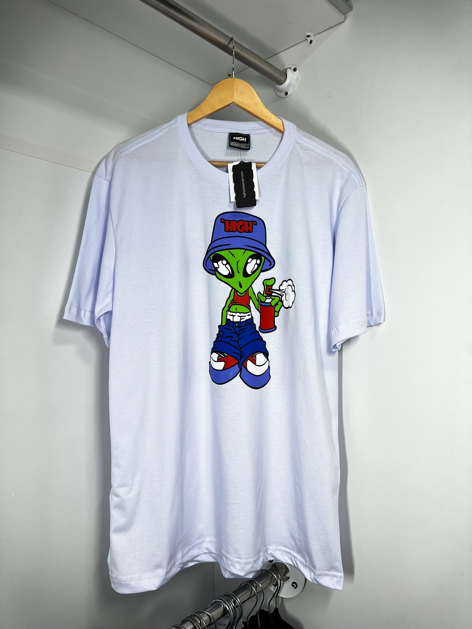 Camiseta High