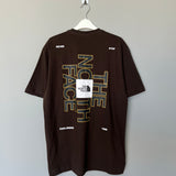 Camiseta The North Face Brand Proud Back Graphic - Marrom