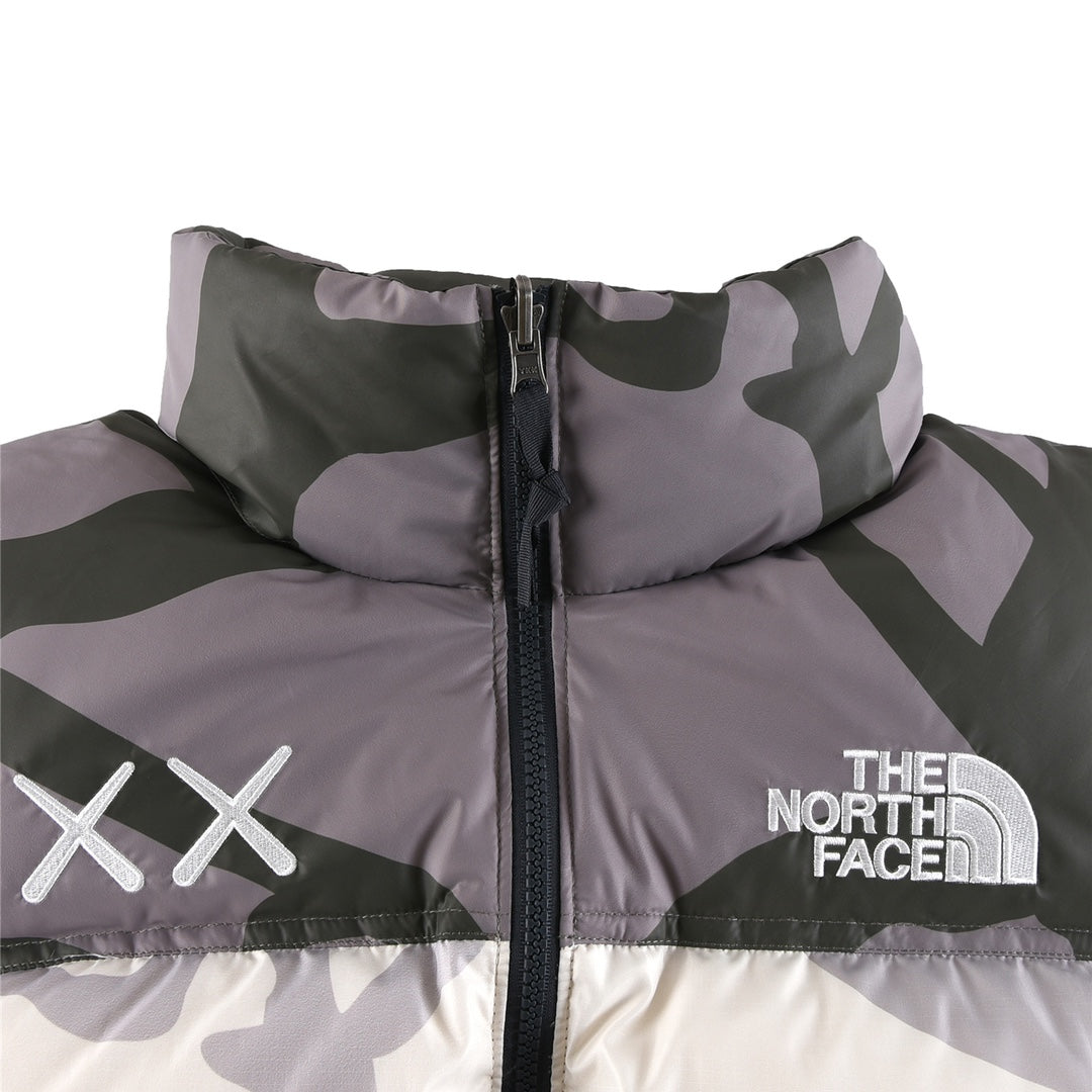 Jaqueta The North Face x KAWS Retro 1996 Nuptse – PNG Store