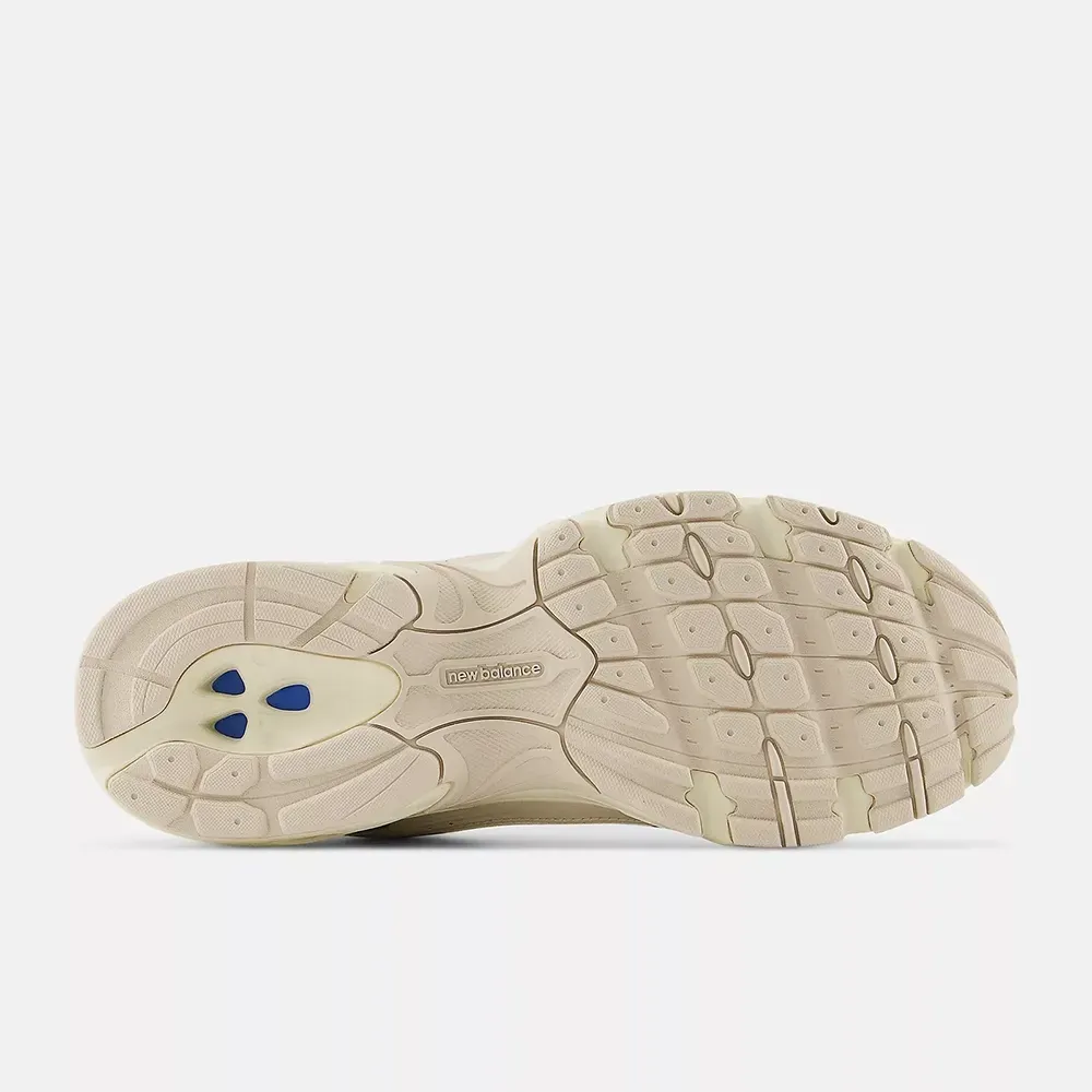 New Balance 530 Beige Angora