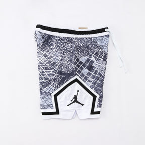 Short Jordan Diamond