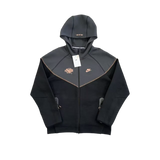 NIKE X CENTRAL CEE X SYNA WORLD - JAQUETA SPORTSWEAR TECH FLEECE "PRETO/BRONZE"