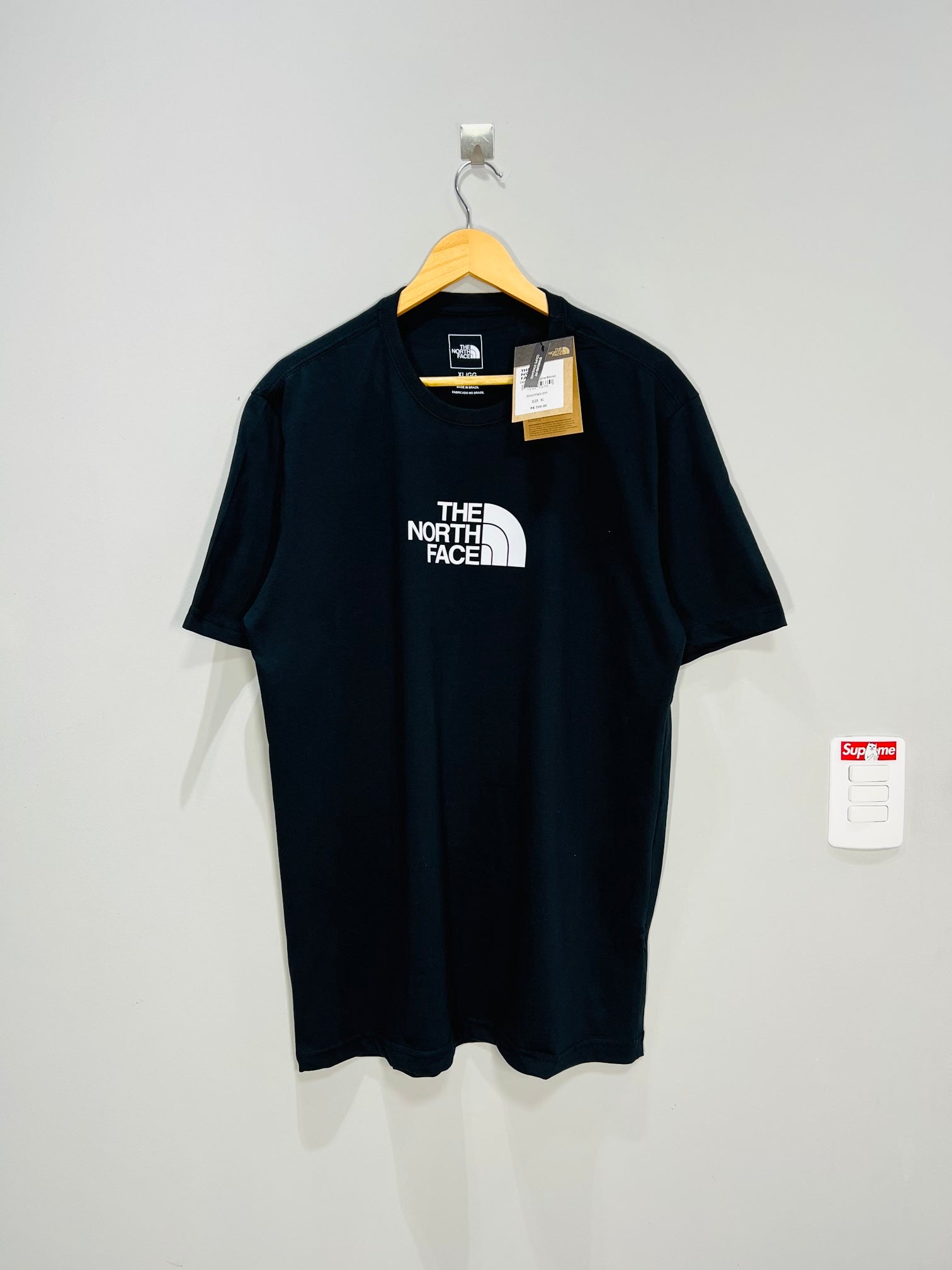 Camiseta The North Face  Logo NSE Tee - Preta