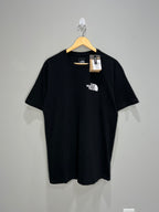 Camiseta The North Face  Mountain - Preta