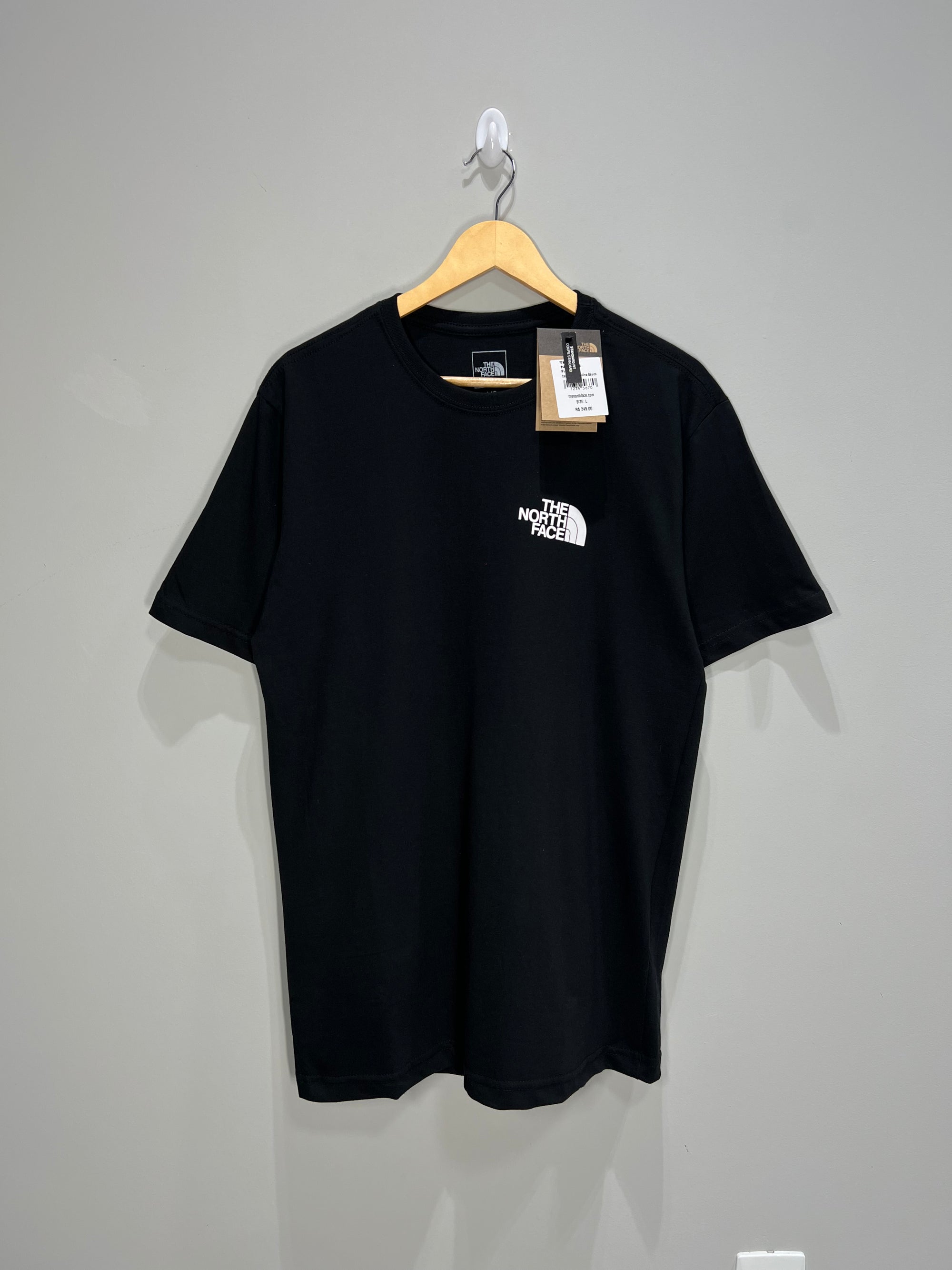 Camiseta The North Face  Mountain - Preta