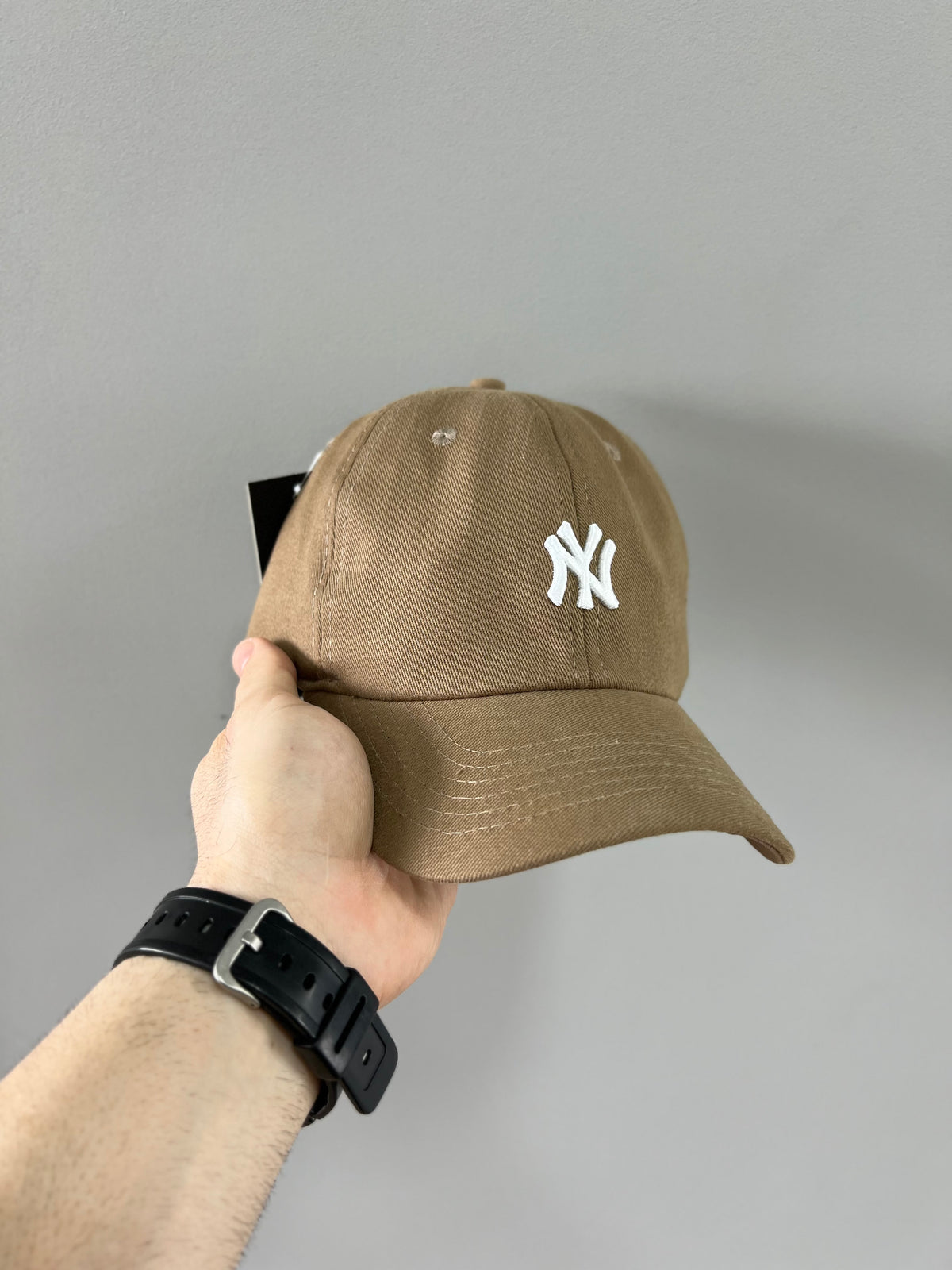 Boné Strapback New York - Yankees - Mini logo / Marrom