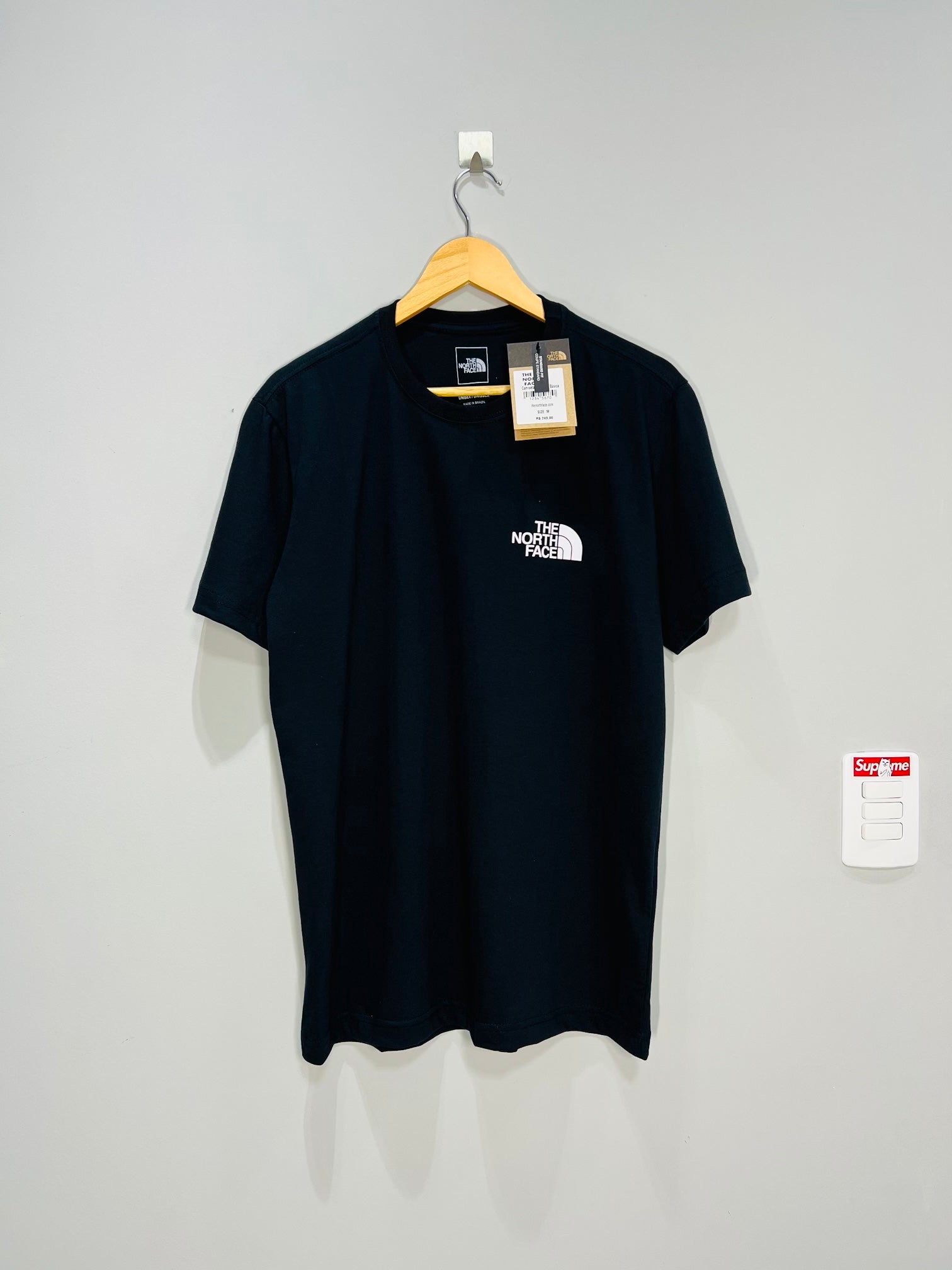 Camiseta The North Face  Campfire - Preta
