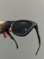 SUPREME x Oakley Frogskins