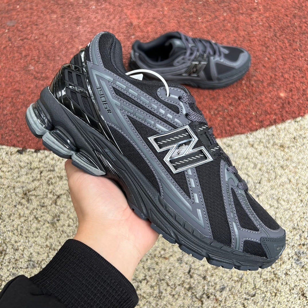 New Balance 1906r Black Phantom