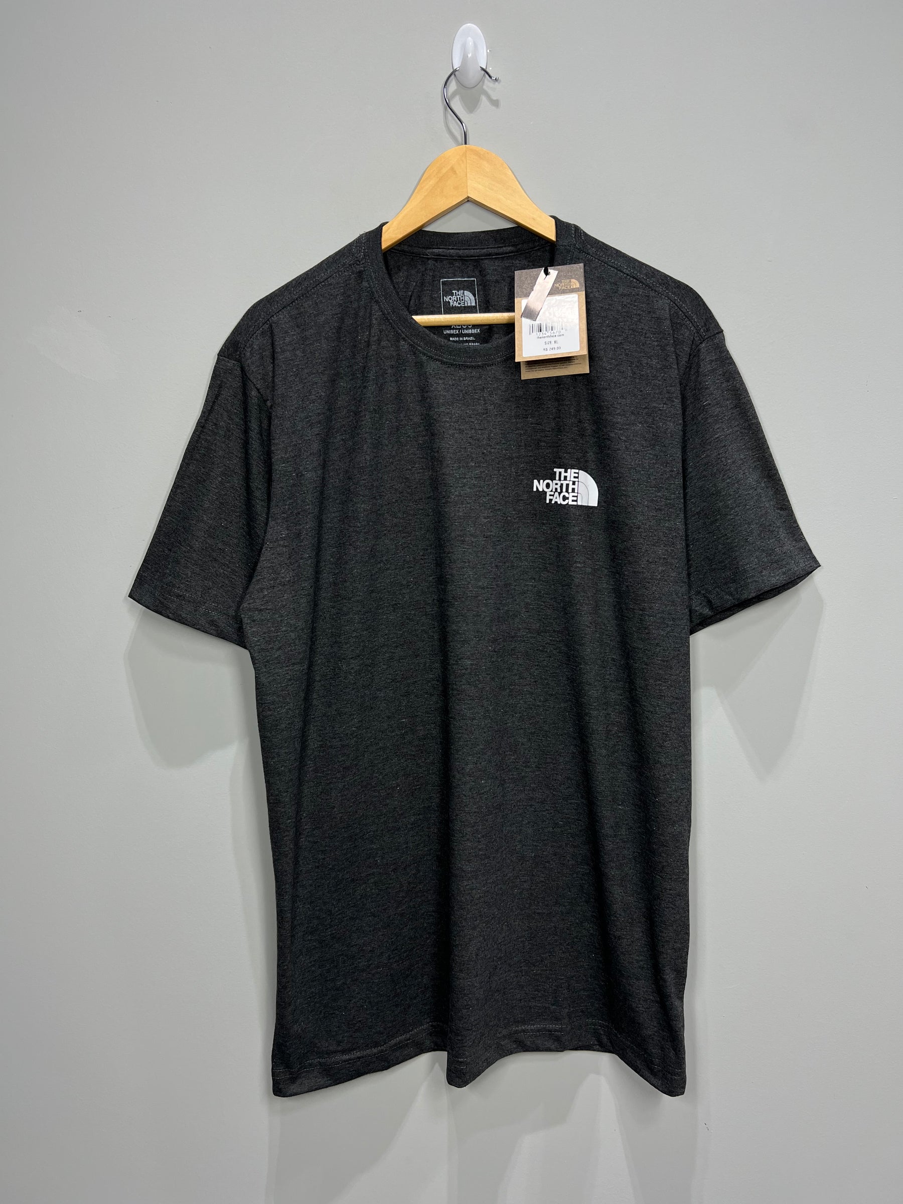 Camiseta The North Face  Mountain Outline - Cinza