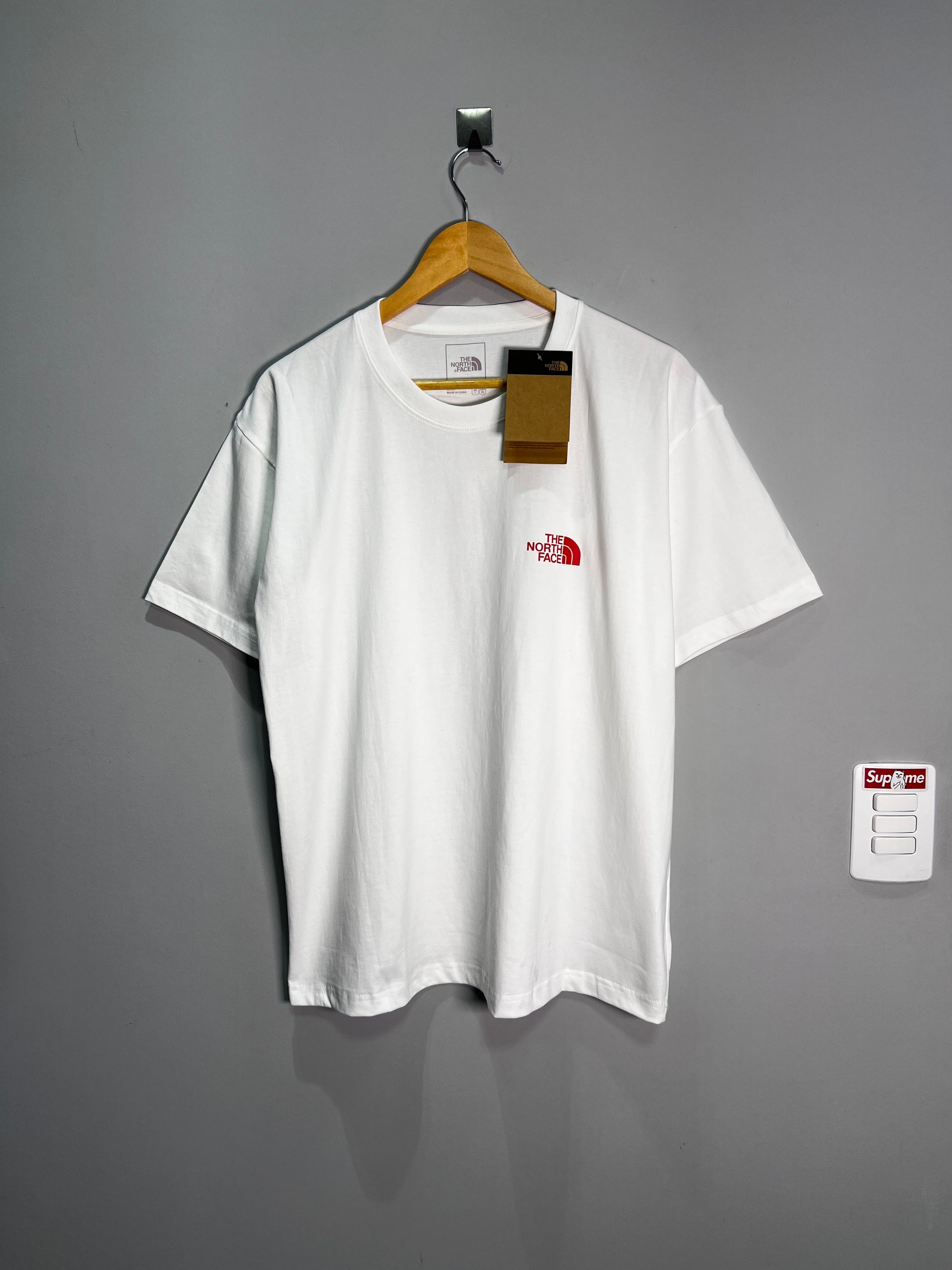 Camiseta The North Face - Importada