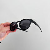 Oakley Latch™ Prizm Black Matte