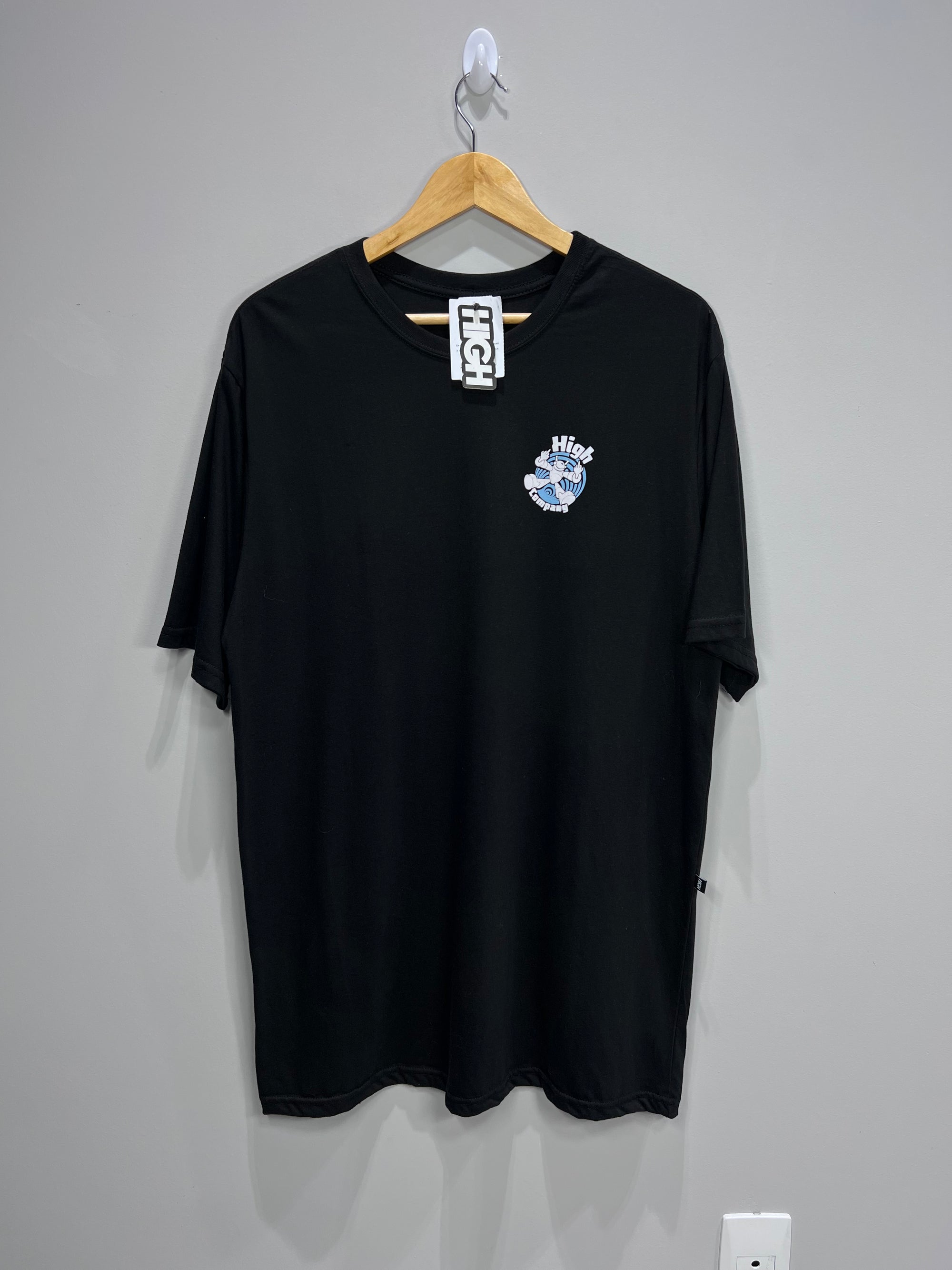Camiseta High
