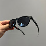 SUPREME x Oakley Frogskins
