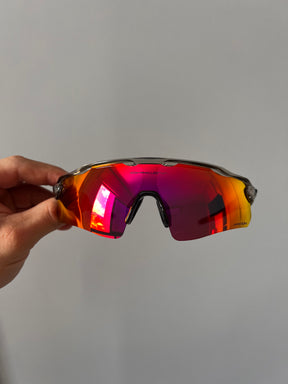 Oakley Radar EV ™ Prizm Ruby - Armação Grey Ink