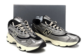 New Balance 1000 Silver Metallic Black
