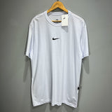 Camiseta Nike Swoosh - Branca