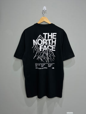 Camiseta The North Face  Mountain Outline - Preta