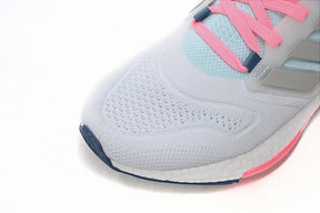 Adidas Ultraboost 22 White Almost Blue